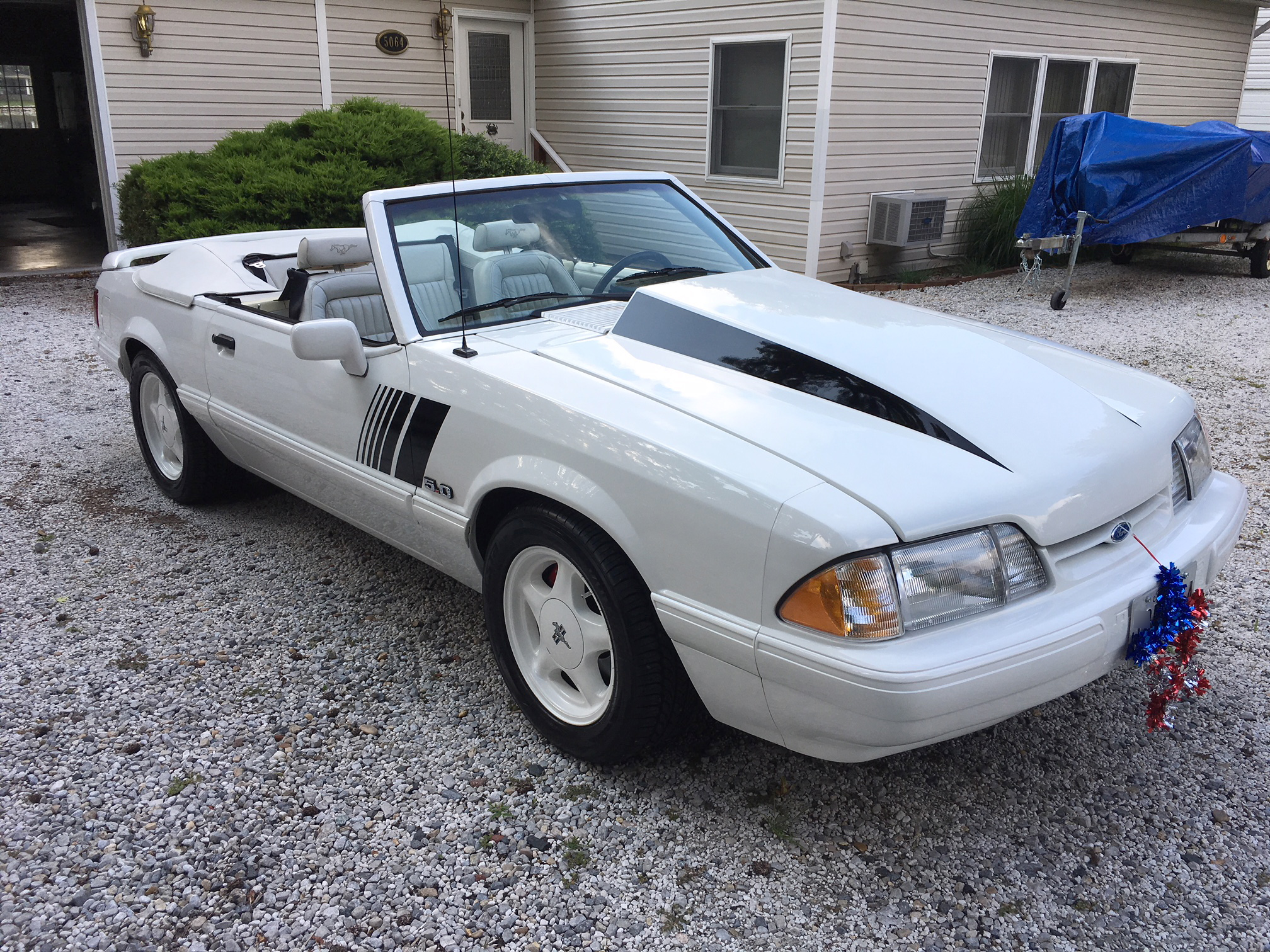 For sale: 1993 Ford Mustang Triple White Feature Car/Automatic/93k miles